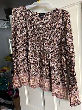 Lucky brand blouse size small
